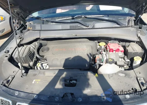 2019 Jeep Compass Latitude 4X4 из США, поврежденный, VIN 3C4NJDBB6KT792301